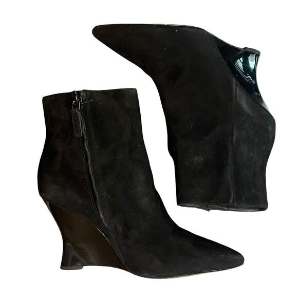 TORY BURCH SCULPTED WEDGE ANKLE BOOTS  in Nero/Black NWOB Size 8 1/2 - Picture 8 of 10